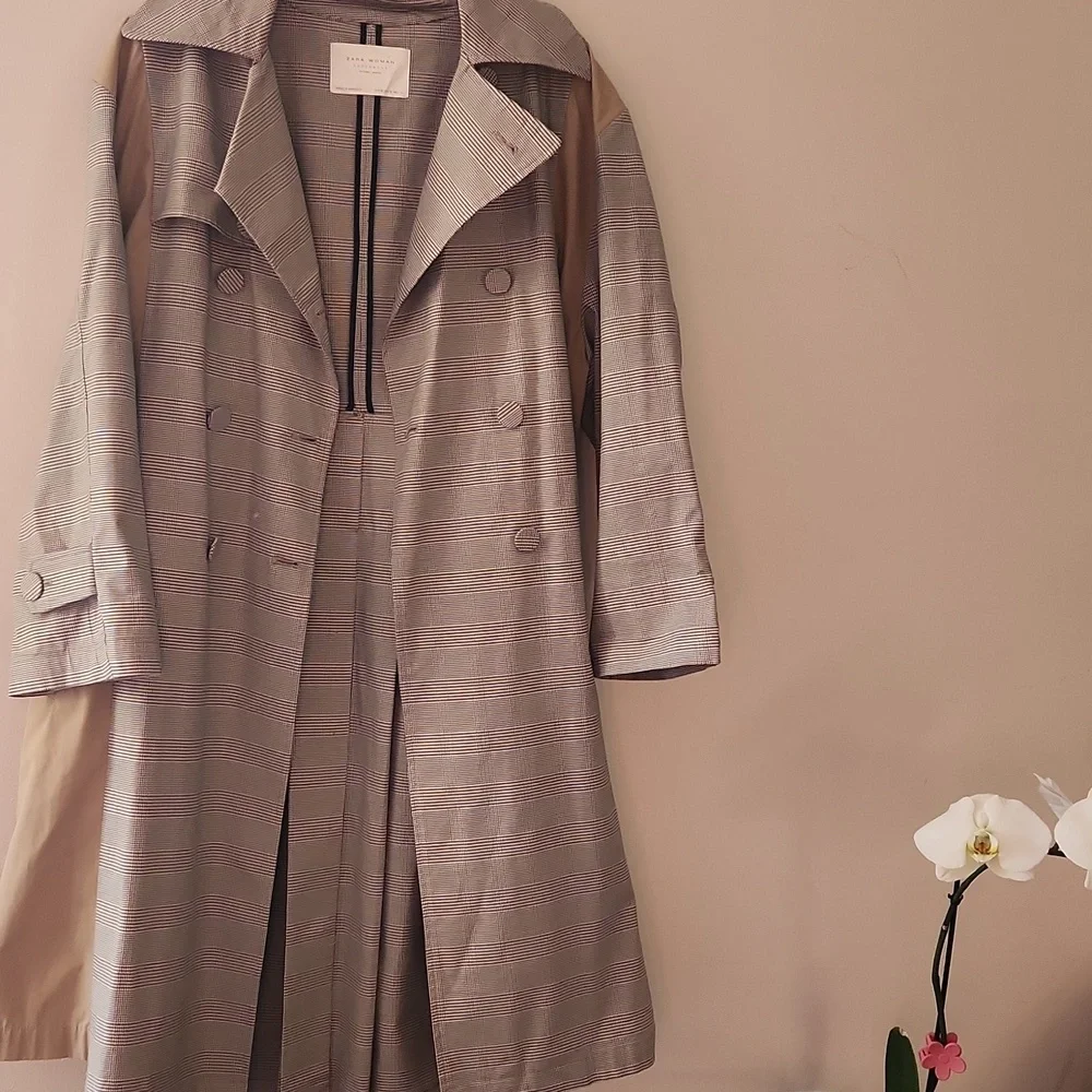 Zara Tan Plaid Houndstooth Double Breasted Trench Coat Size M - Picture 4 of 16